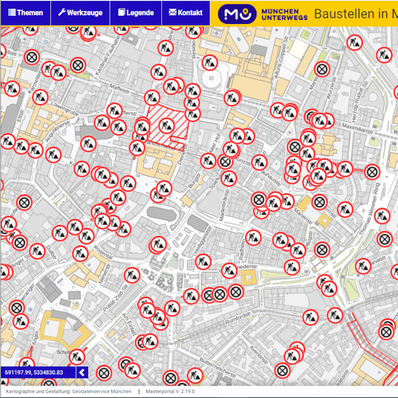 Zu sehen ist die Baustellenkarte im Geoportal. Mit Hilfe von Icons bietet die Karte einen Überblick über aktuelle und geplante Baustellen und Halteverbote in München, die jeweils innerhalb der kommenden zwei bis sechs Wochen Einschränkungen beim Fahren, Gehen und Parken verursachen.