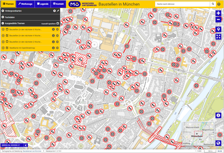 The construction sites map can be viewed on the geoportal. With the help of icons, the map provides an overview of current and planned construction sites and stopping restrictions in Munich that will cause restrictions on driving, walking and parking within the next two to six weeks. At the top left, users can filter by the respective period.